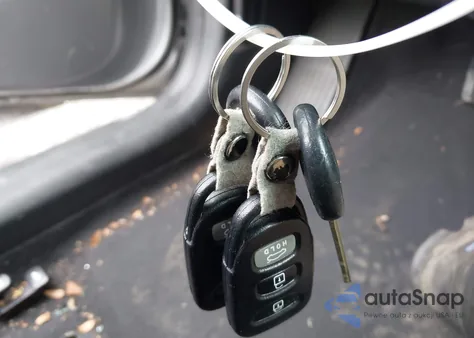 2013 Hyundai Elantra Gls z USA, uszkodzony, nr VIN 5NPDH4AE7DH431777